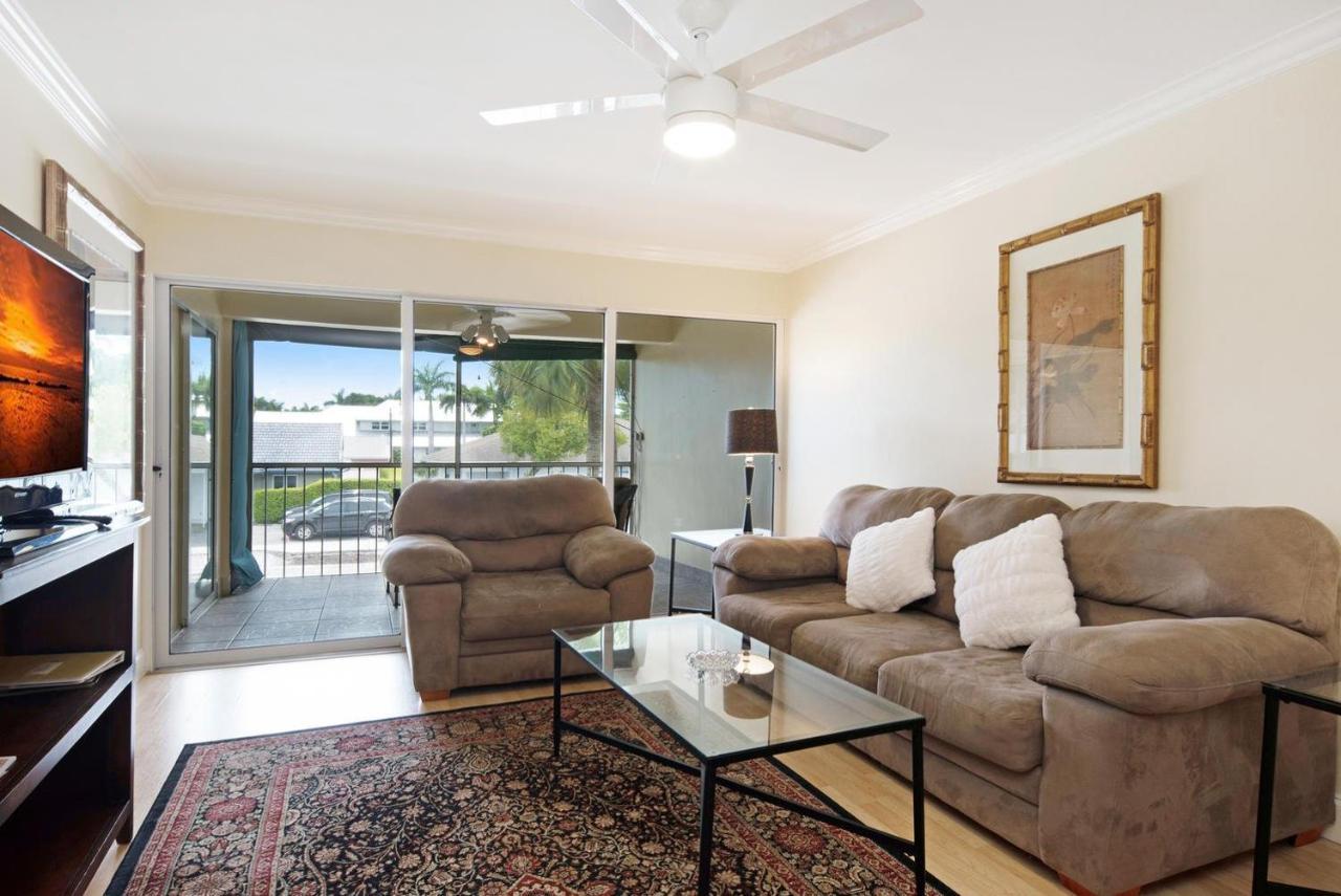 Apartment Olde #813 Naples