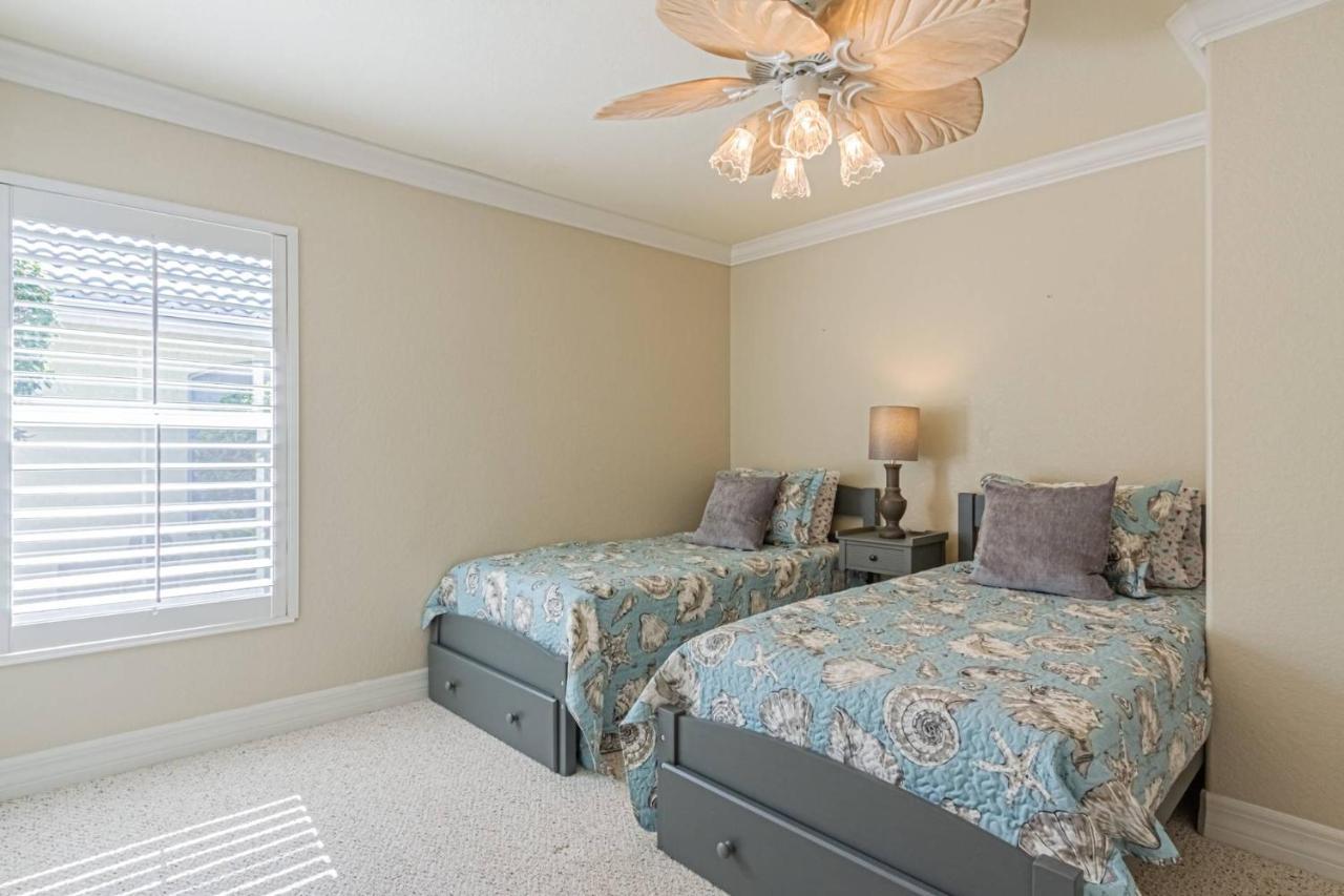 Briarwood-1064 Tivoli Dr Naples