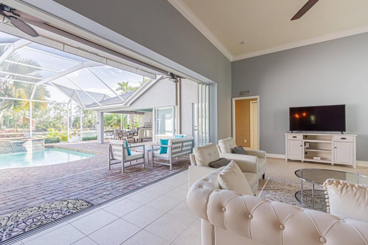 Briarwood-1064 Tivoli Dr * Naples
