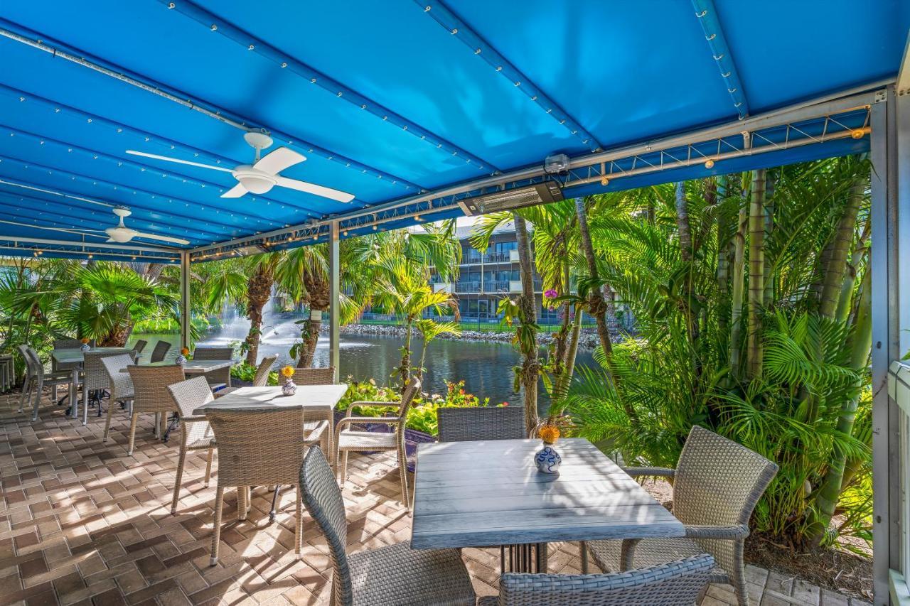 Newly Remodeled, Pool,tennis,5 Mins Drive 2 Apartment