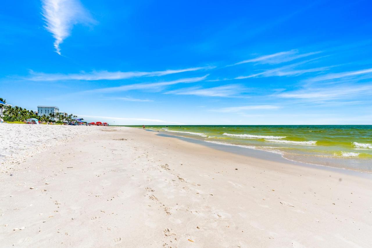 Newly Remodeled, Pool,tennis,5 Mins Drive 2 * Naples