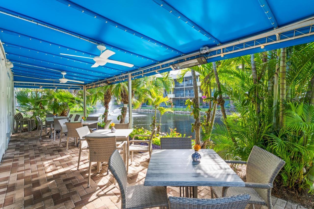Newly Remodeled, Pool,tennis,5 Mins Drive 2 Naples