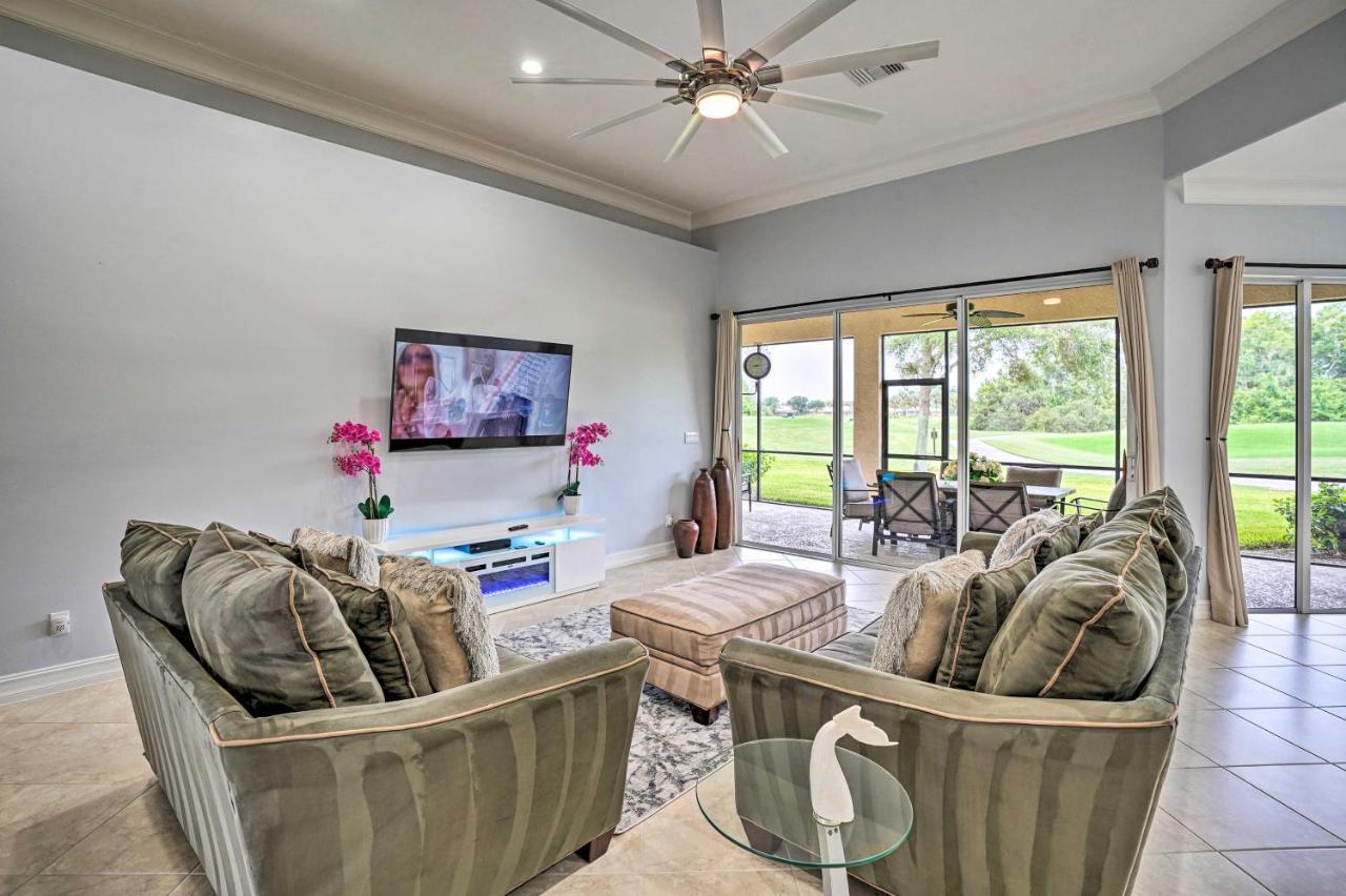Holiday home Luxurious Golf Course Getaway With Perks