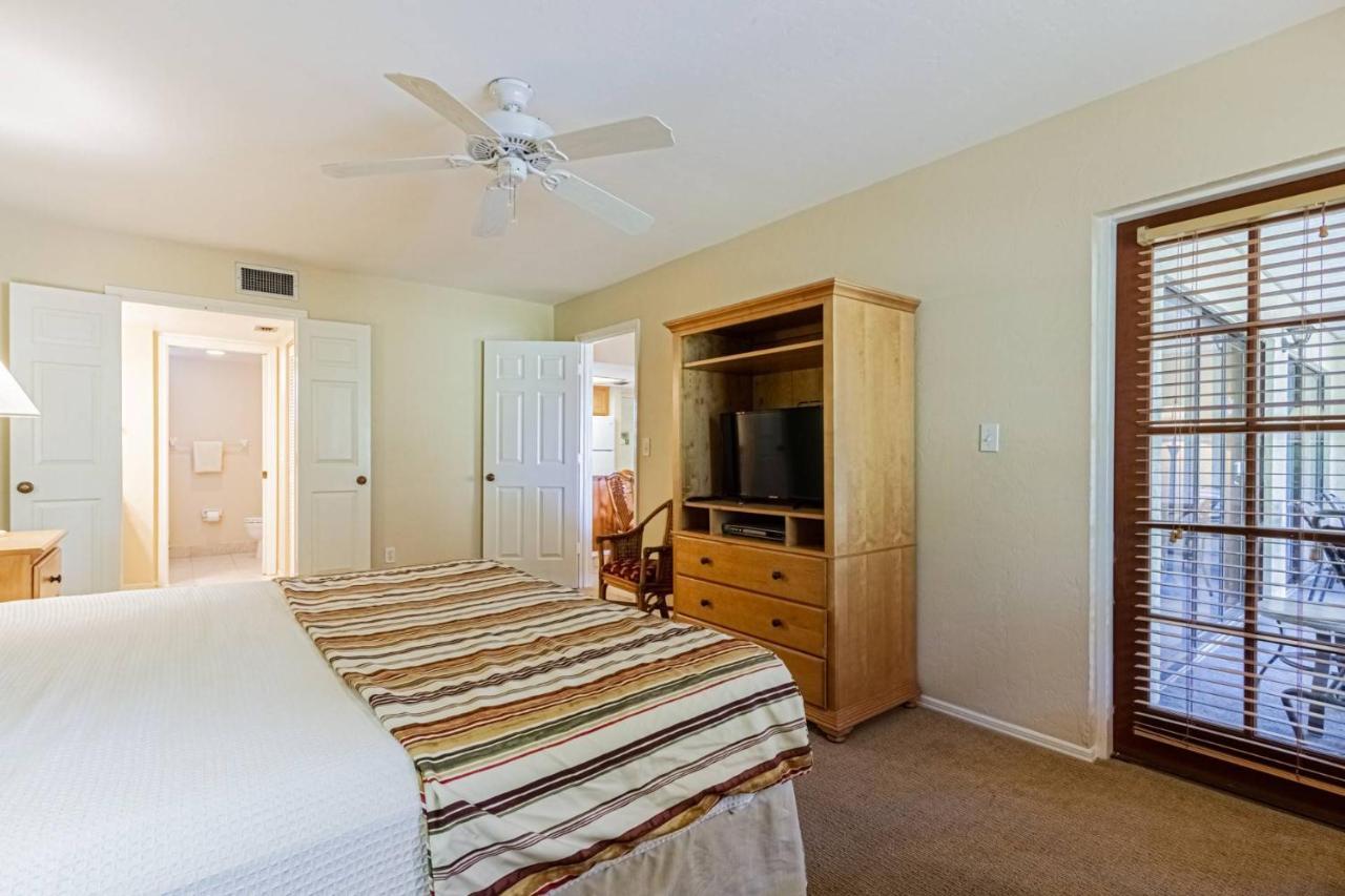 Park Shore 3rd Floor Bldg E Holiday home