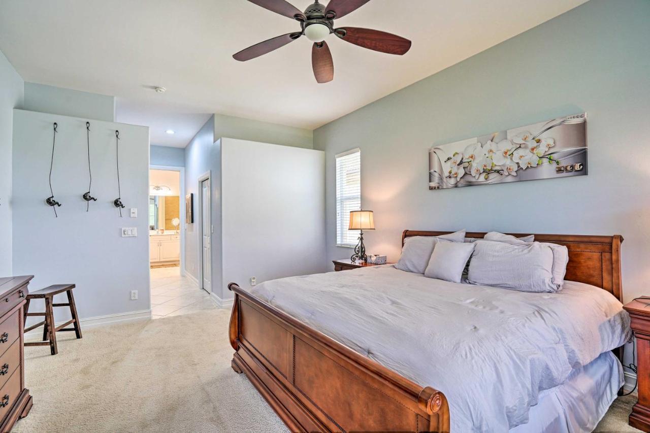 Luxurious Golf Course Getaway With Perks Holiday home *