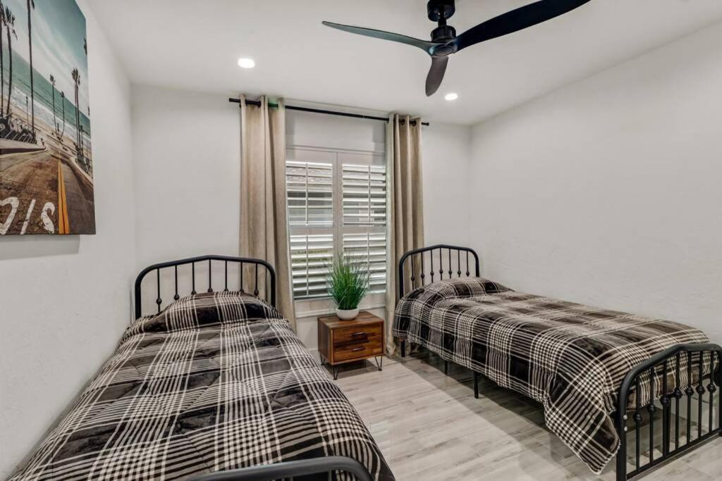 Holiday home Pool House, Close To The & Down Town Naples! Naples
