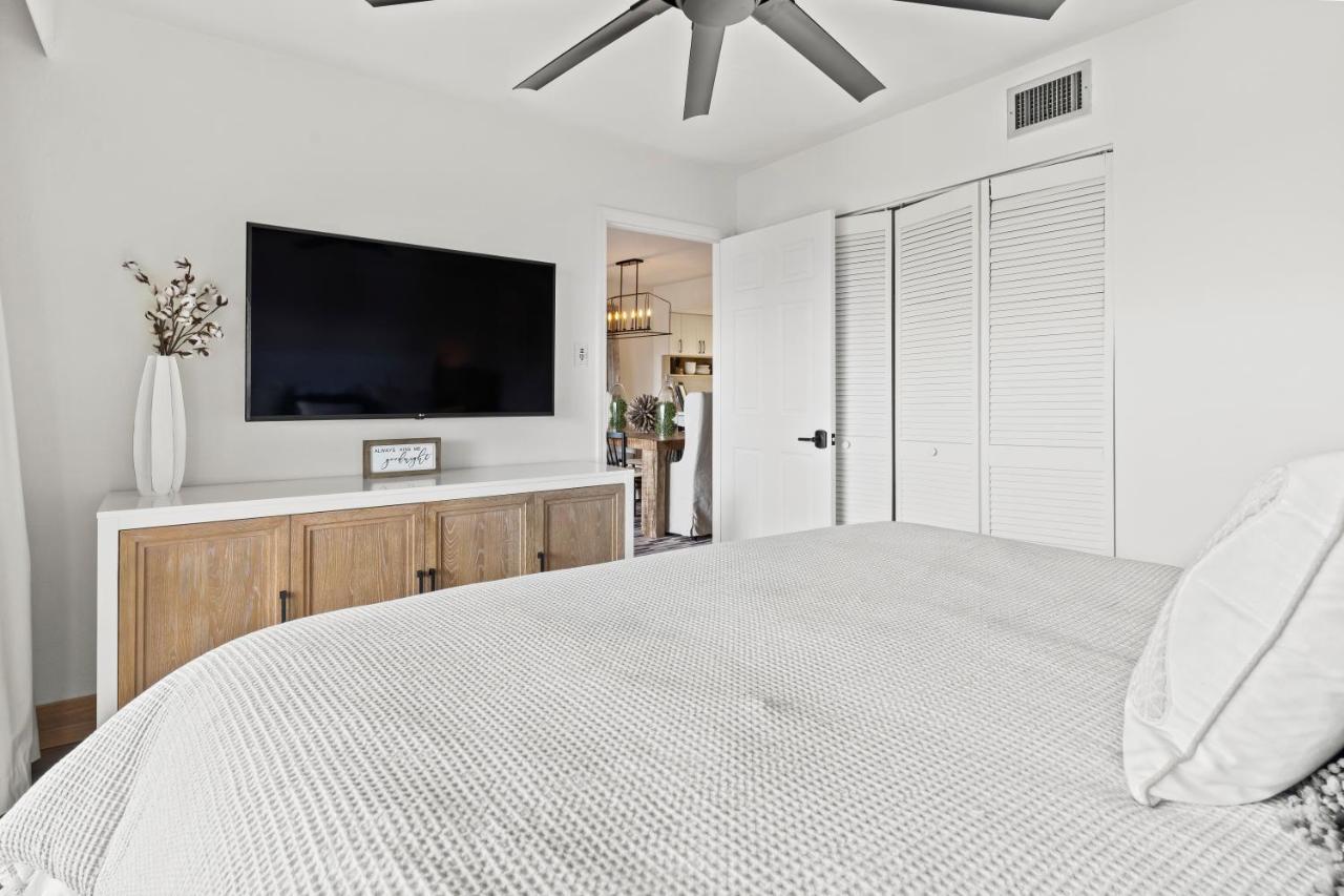 Park Shore Unit Beautiful Beaches And 5th Ave Shopping Apartment Naples