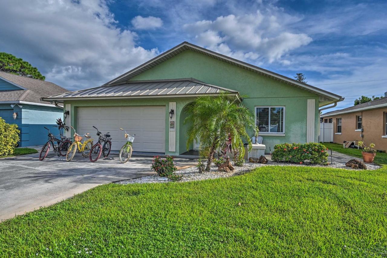 Holiday home Paradise With Grill, 1 Mi To Vanderbilt *