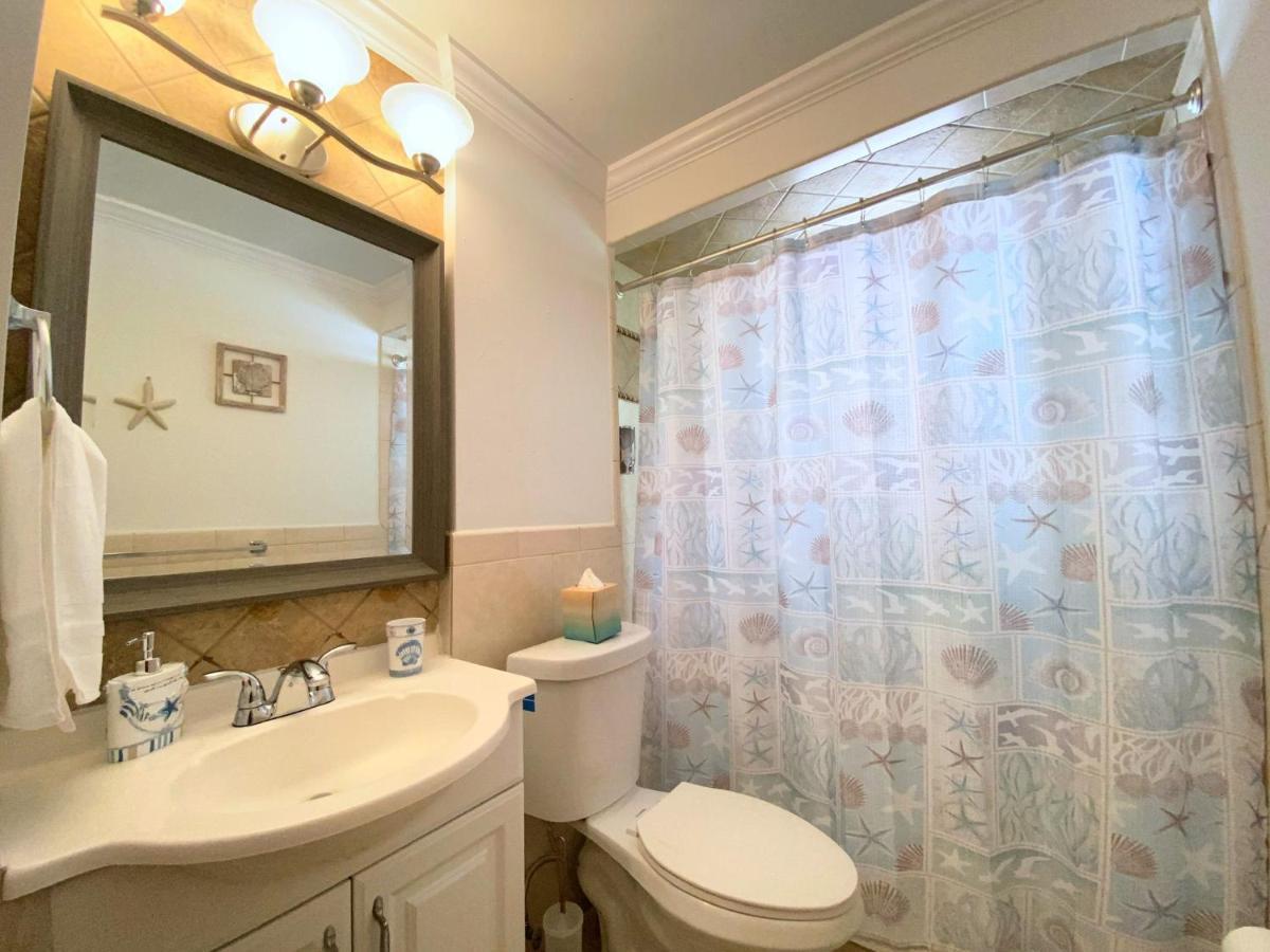 Cheerfull 4/bed/ 3 Bath / Pool / Location *