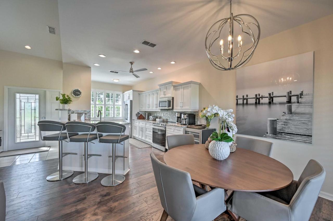 Modern With Amenity Access! * Naples