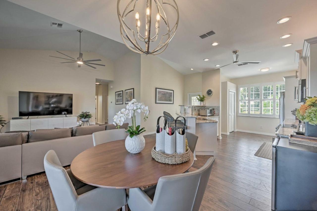 Modern With Amenity Access! Holiday home Naples