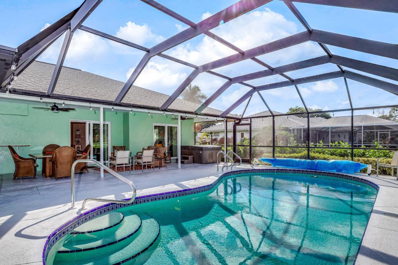 Golf-course Oasis * Naples