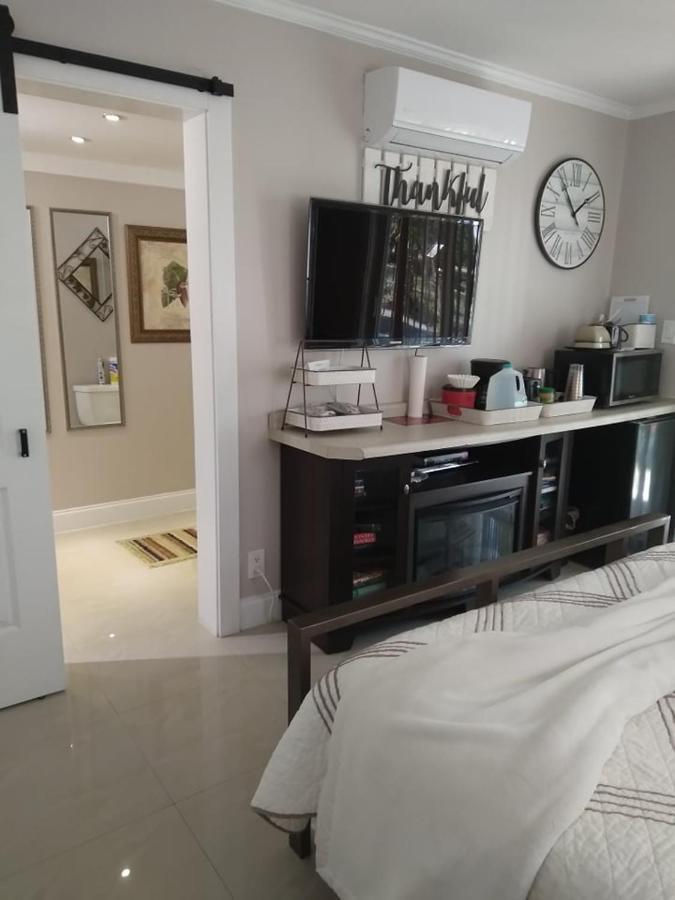 Homestay Naples' Hidden Gem