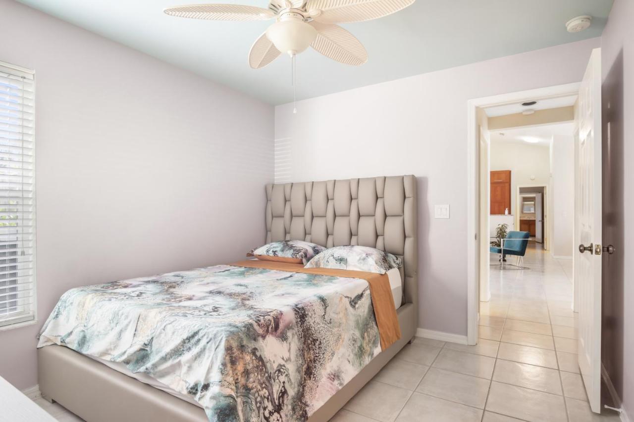 The New Diamond In Villa Naples
