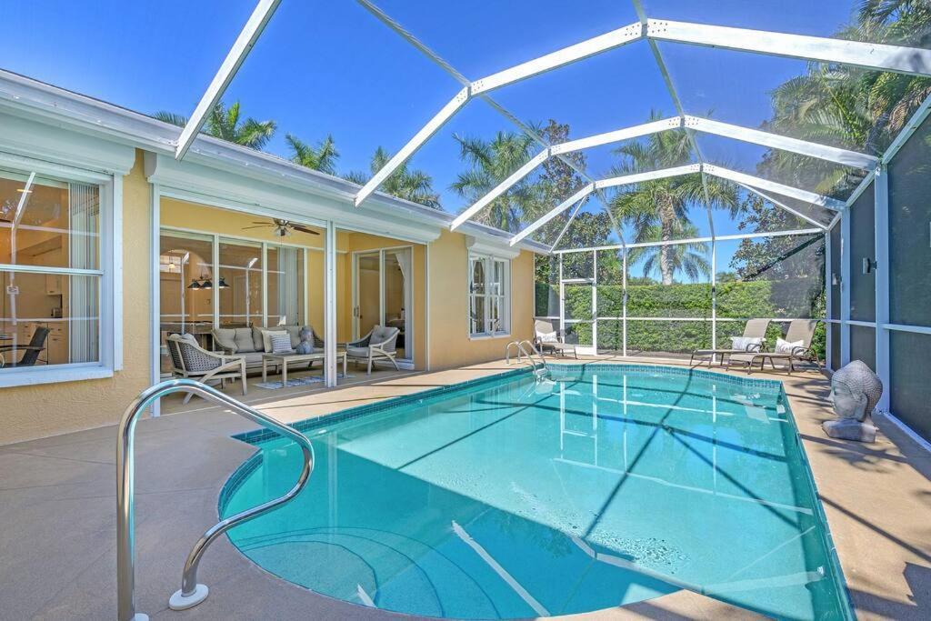 Paradise Escape Luxury Pool W/game King Bed Villa *