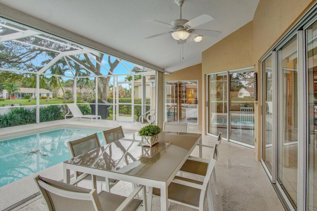 Superb With Private Pool In Villa Naples