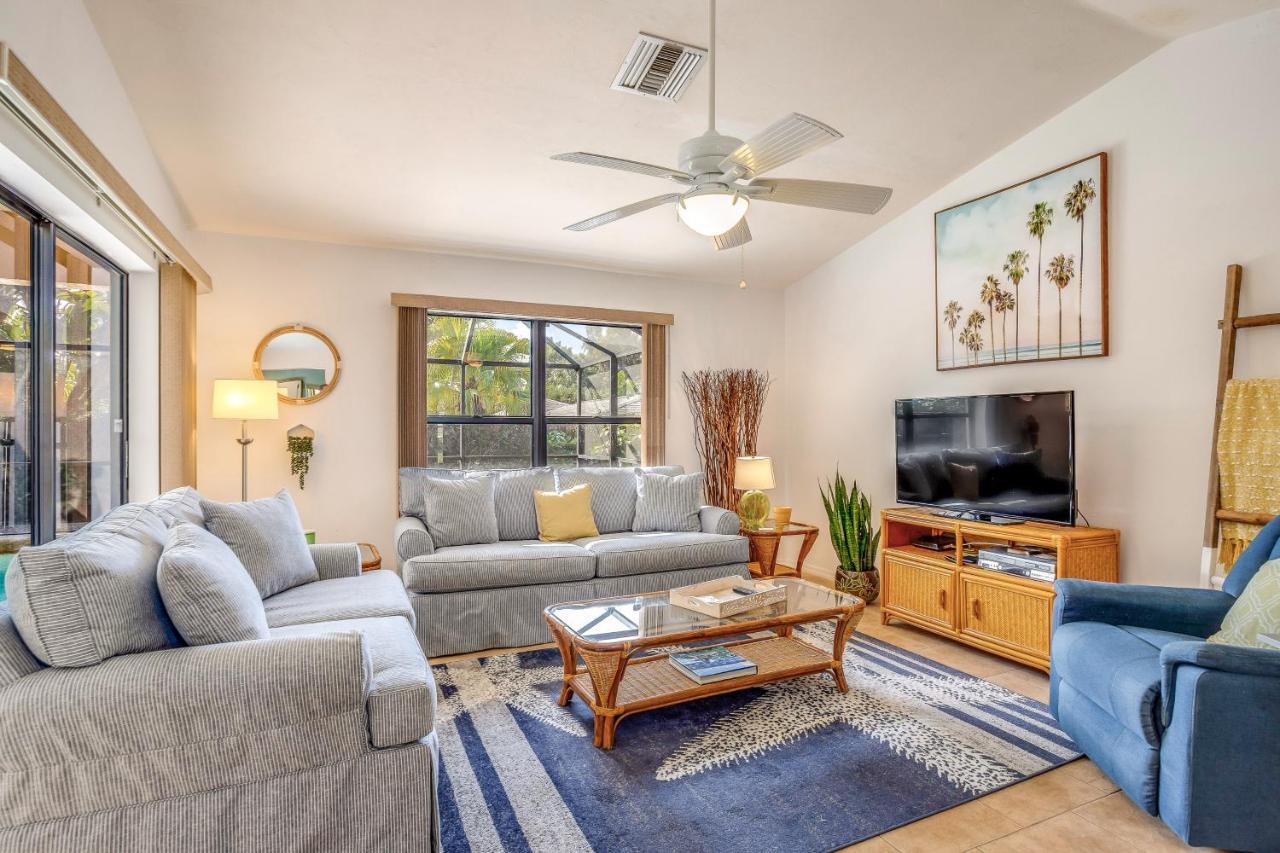 Palm Frond Ranch Holiday home *