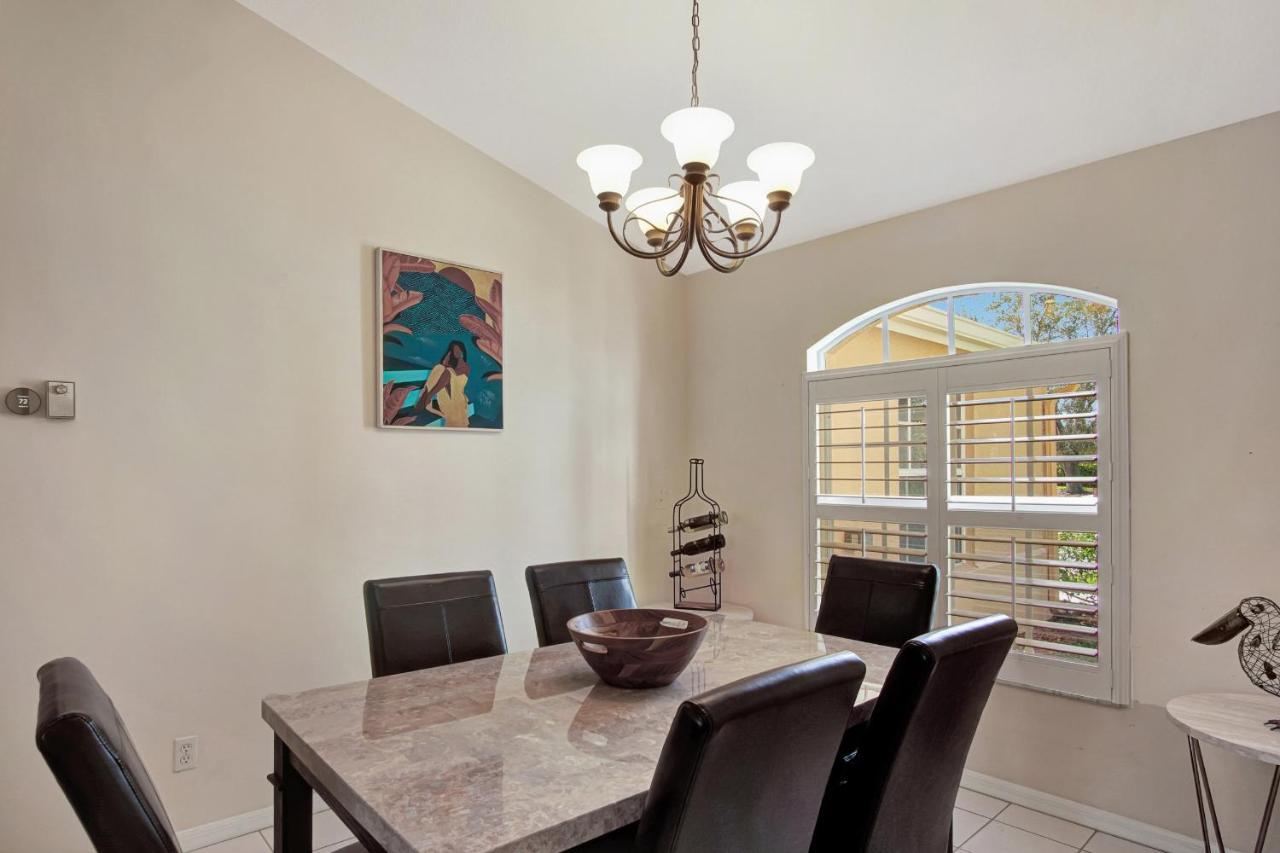 Superb With Private Pool In Villa