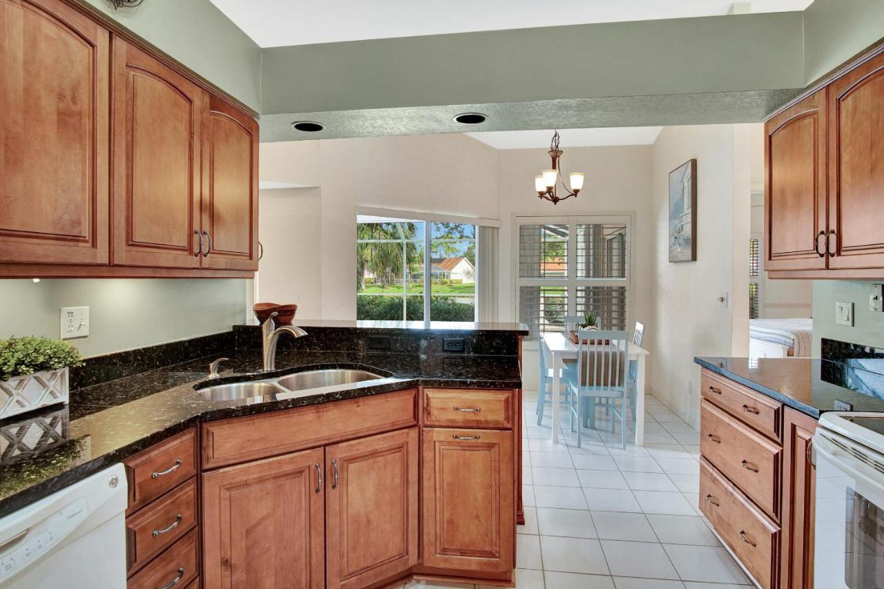 Superb With Private Pool In Naples