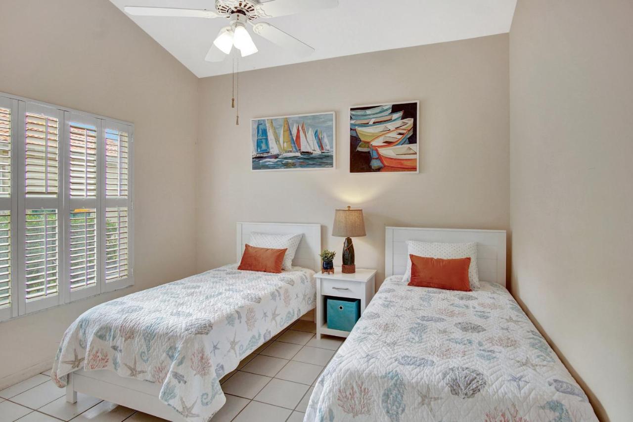 Superb With Private Pool In