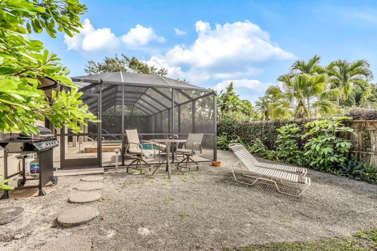 Palm Frond Ranch