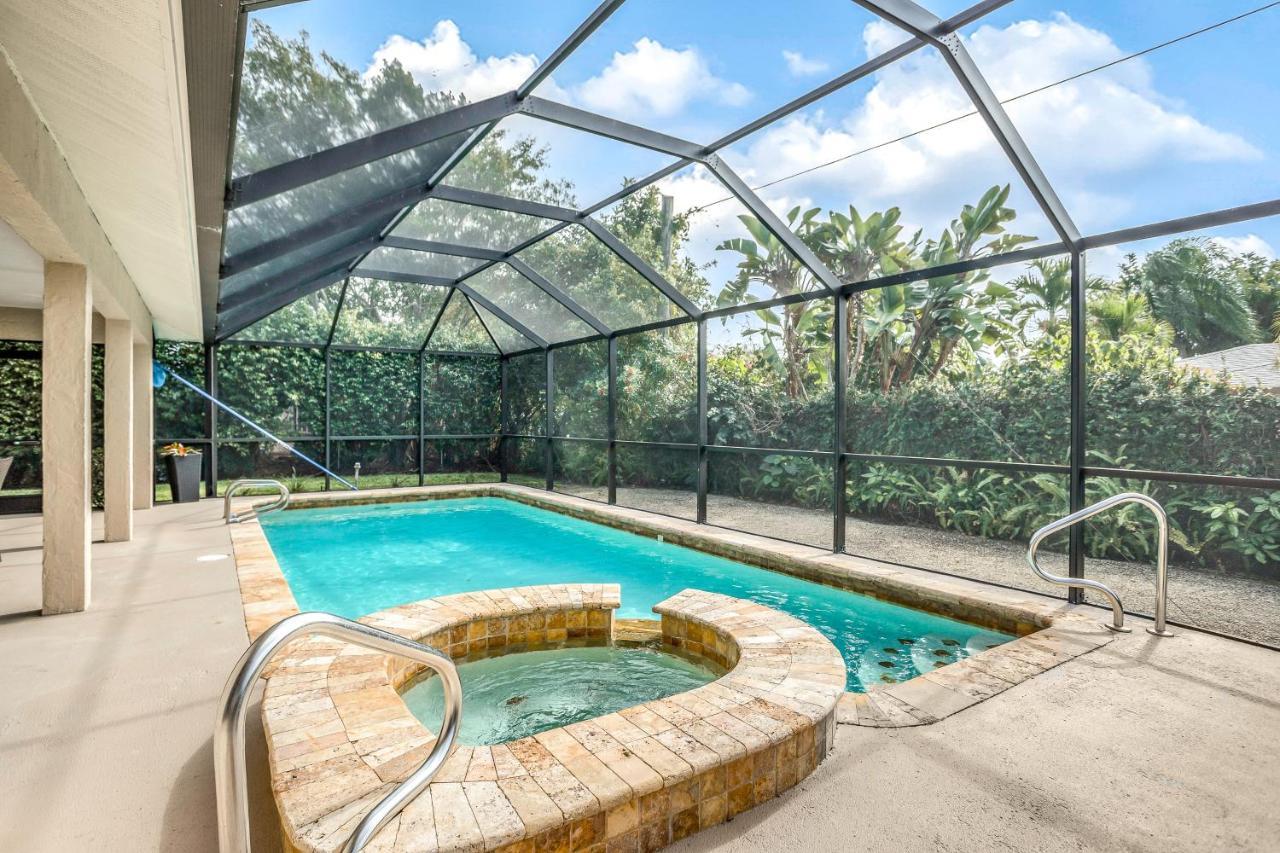 Palm Frond Ranch Holiday home