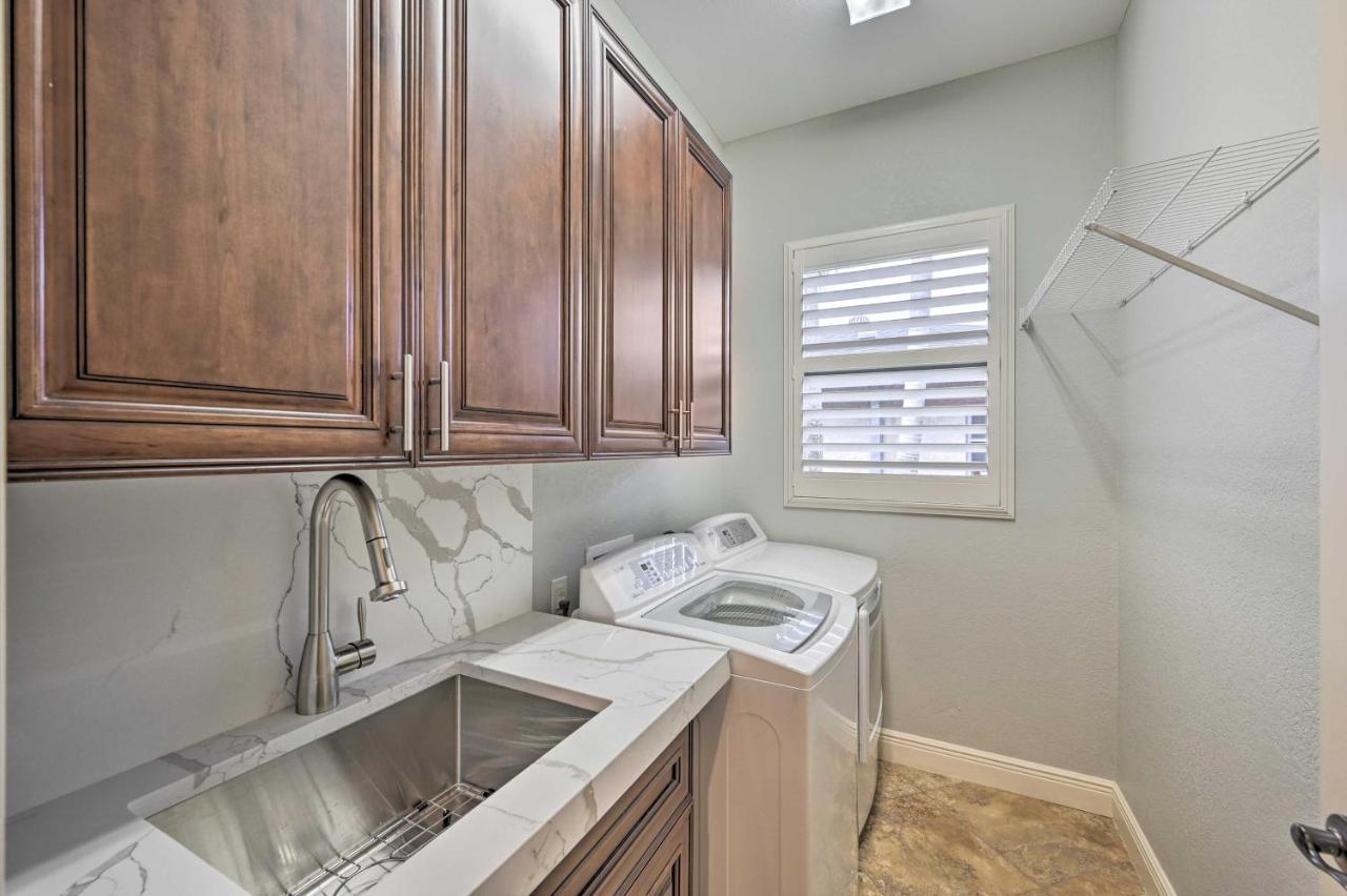 Holiday home Coastal Getaway About 2 Mi To Beaches! *