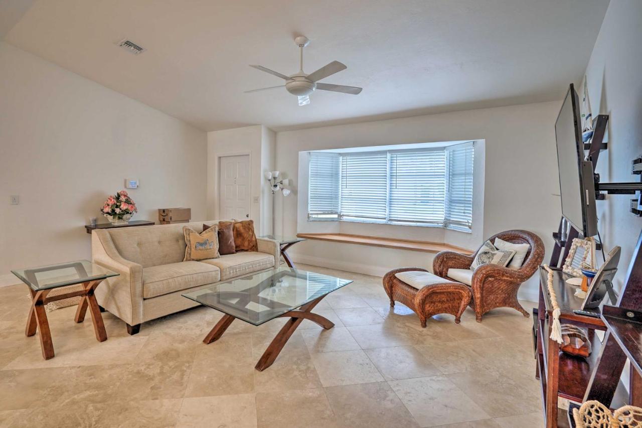 Direct Gulf Access And Lanai Sunny Home! * Naples