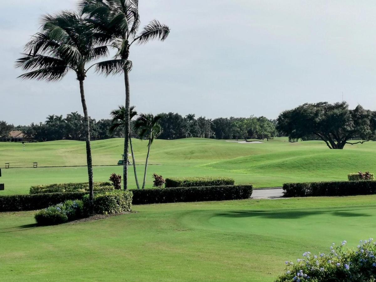 Greenlinks Luxury At Lely Golf - 3 Bedrooms Holiday home Naples