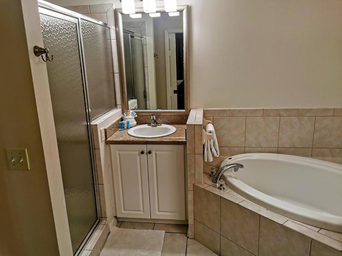 Greenlinks Luxury At Lely Golf - 3 Bedrooms Naples