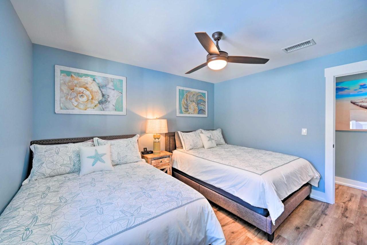 Holiday home Walk To Getaway With Pool In Naples! Naples
