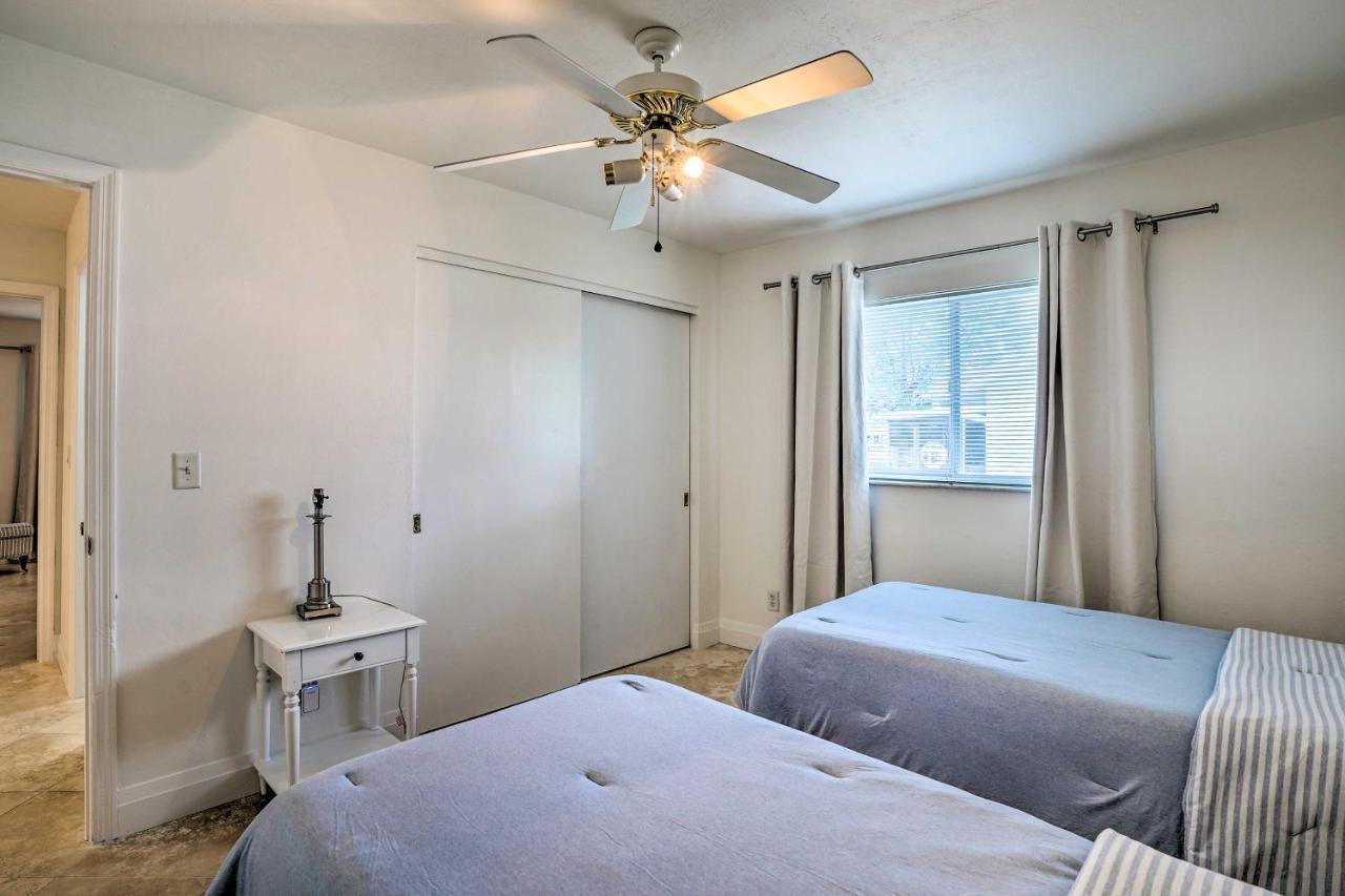 Direct Gulf Access And Lanai Sunny Home! *