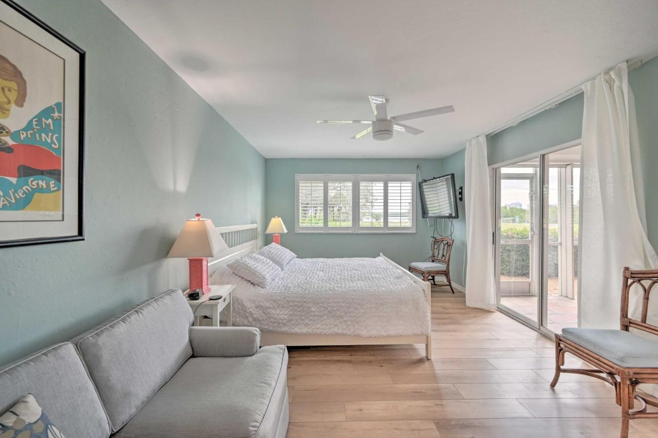 First-floor About 3 Mi To Beaches! Apartment Naples