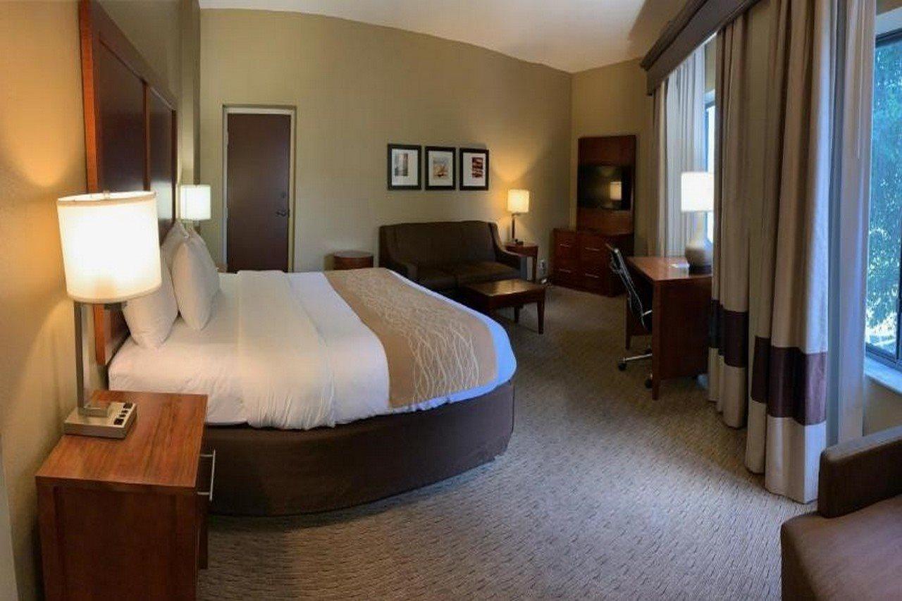 Tollgate Inn 2*