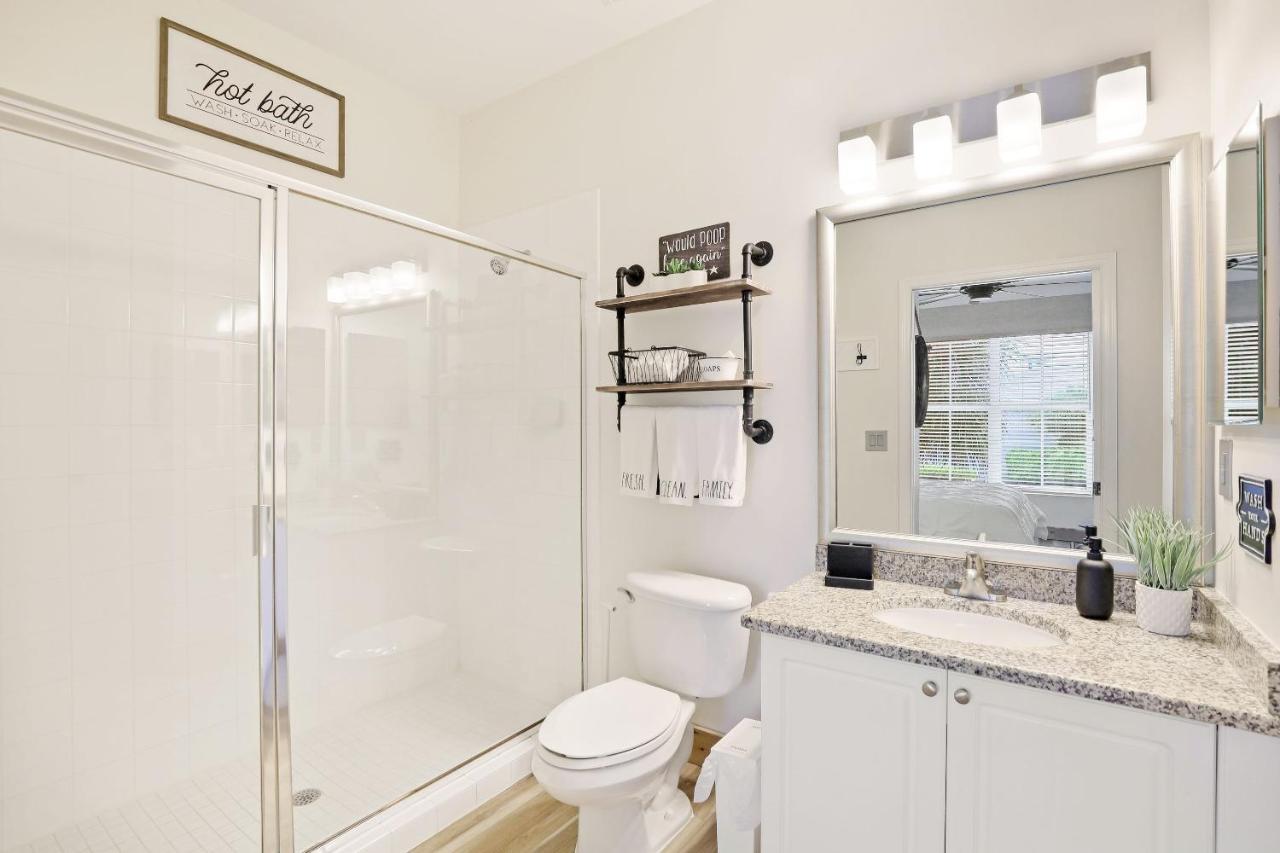 Greenlinks Remodeled Unit 3bedrooms *