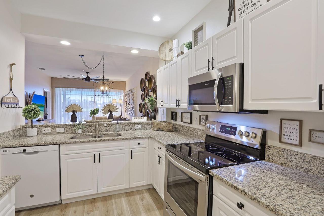 Greenlinks Remodeled Unit 3bedrooms Apartment