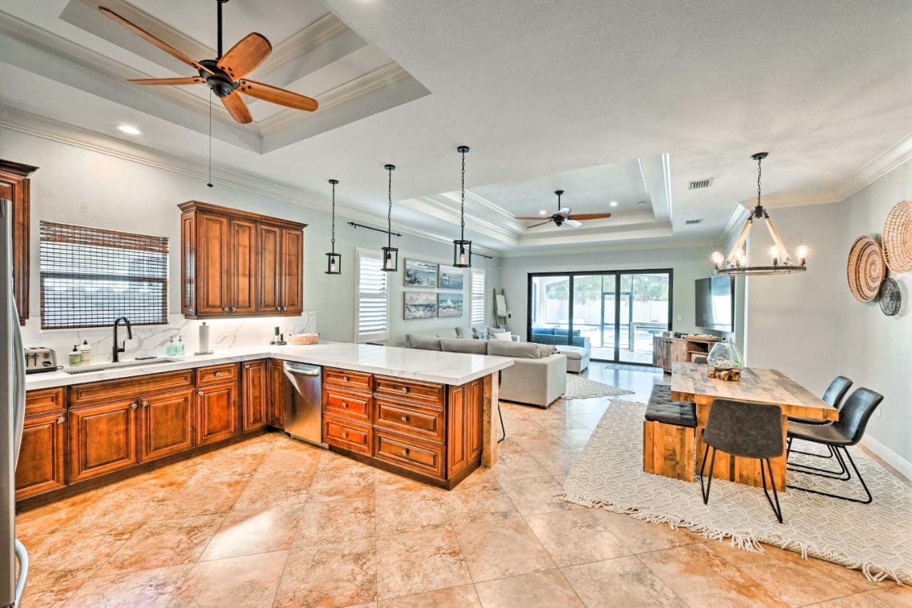 Coastal Getaway About 2 Mi To Beaches! Naples