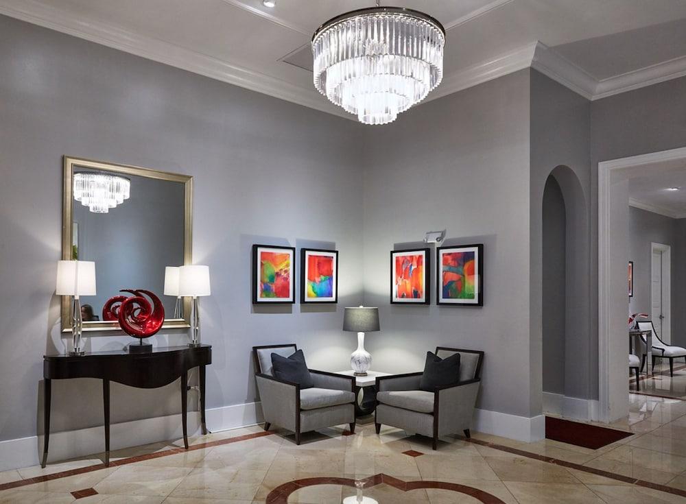 Hotel On Fifth 4*