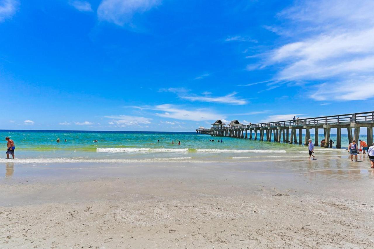 Smugglers Cove Retreat Naples