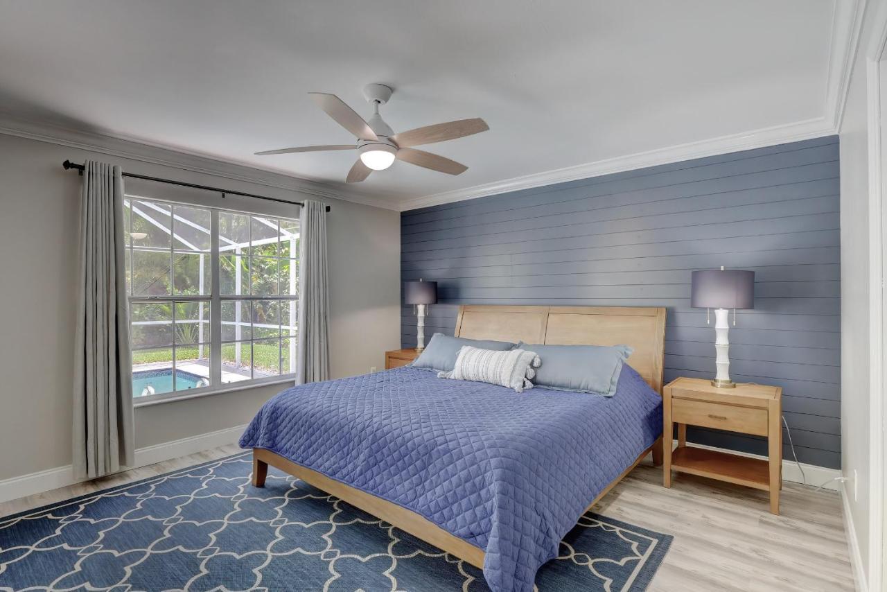 Piccadilly House: Updated Retreat With Private Pool Near Downtown & Beaches Holiday home *