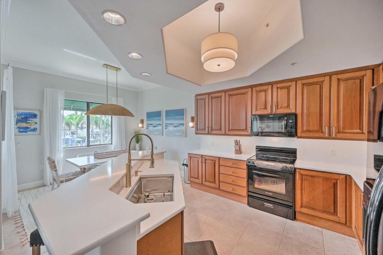 Apartment Luxe Bay Near Fifth Ave! Naples
