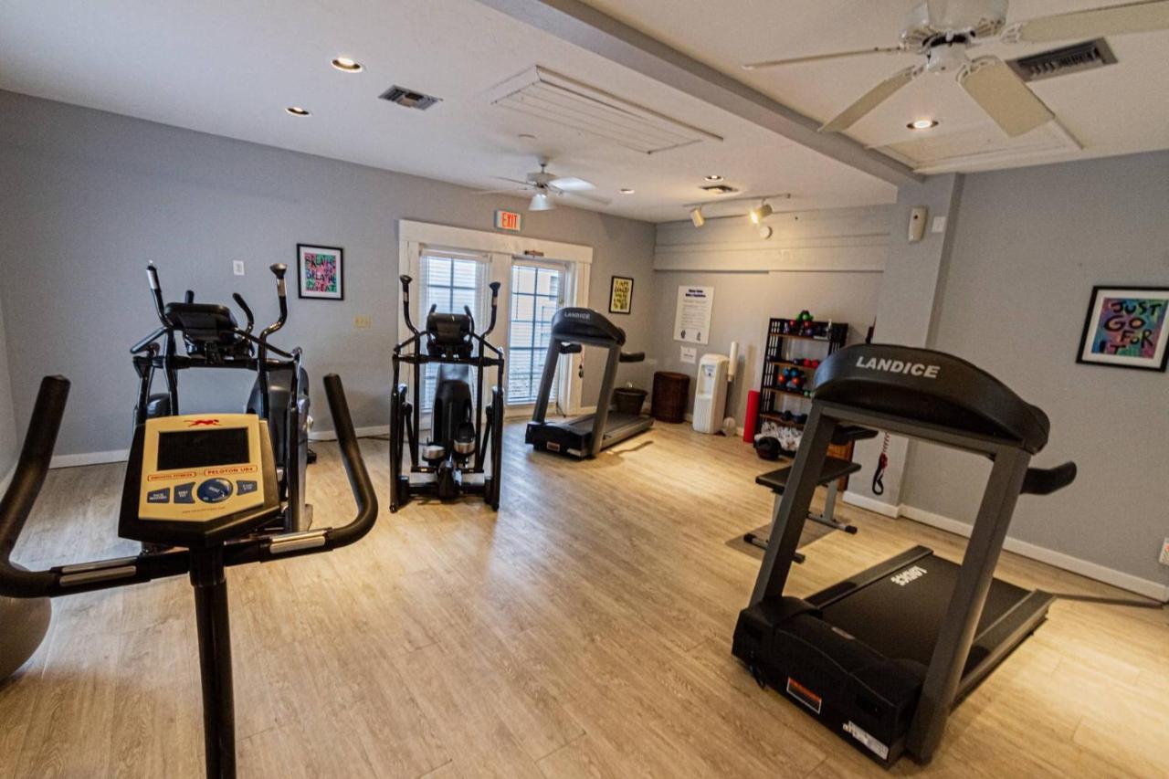 Park Shore Resort, 1st Floor, Bldg.f Naples