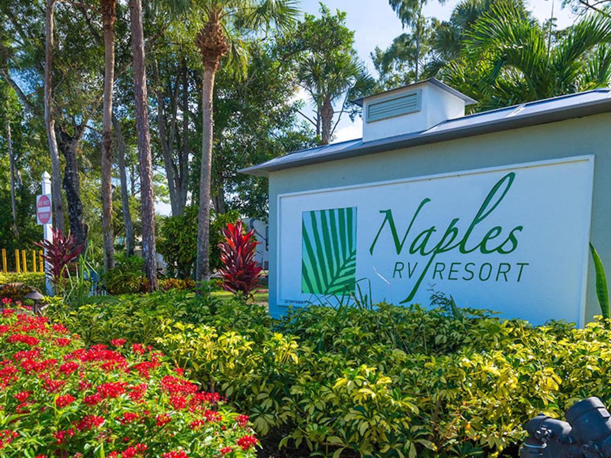 Social Distanсing Approved Nature Getaway! Naples