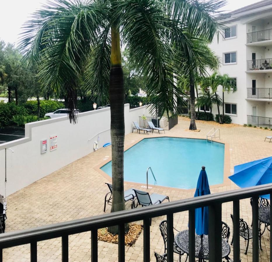 Sunny And Relaxing 2br With Parking! Apartment Naples