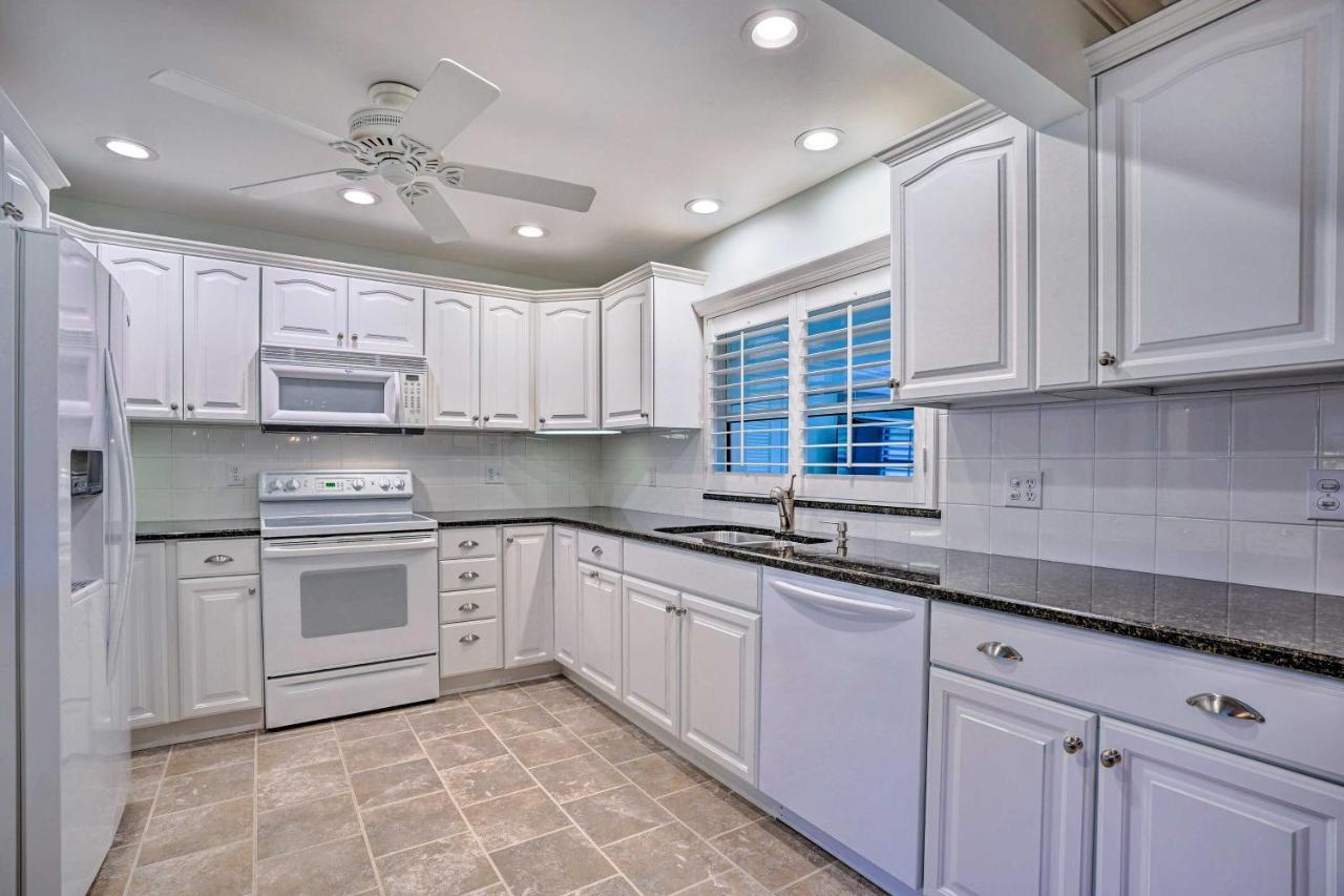 Holiday home Charming With Patio About 5 Mi To Naples