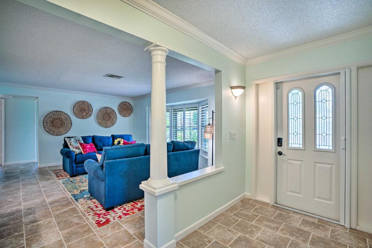 Charming With Patio About 5 Mi To Holiday home Naples