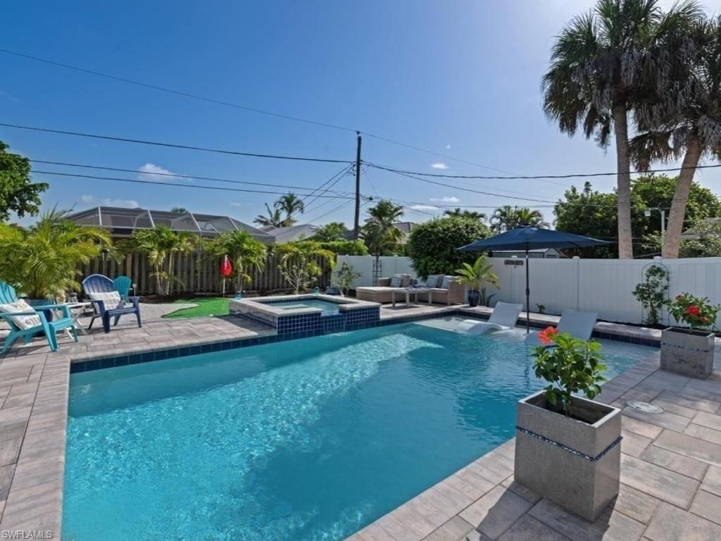 Sanctuary Naples-private Pool And Lanai! Holiday home *
