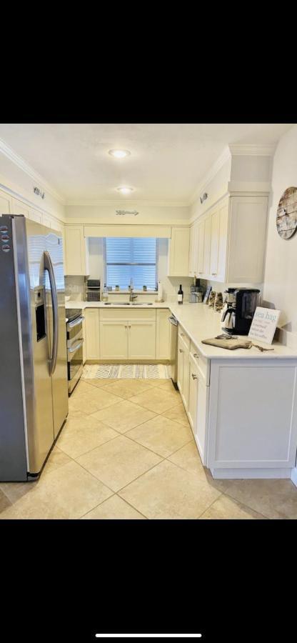 Sanctuary Naples-private Pool And Lanai! Holiday home *