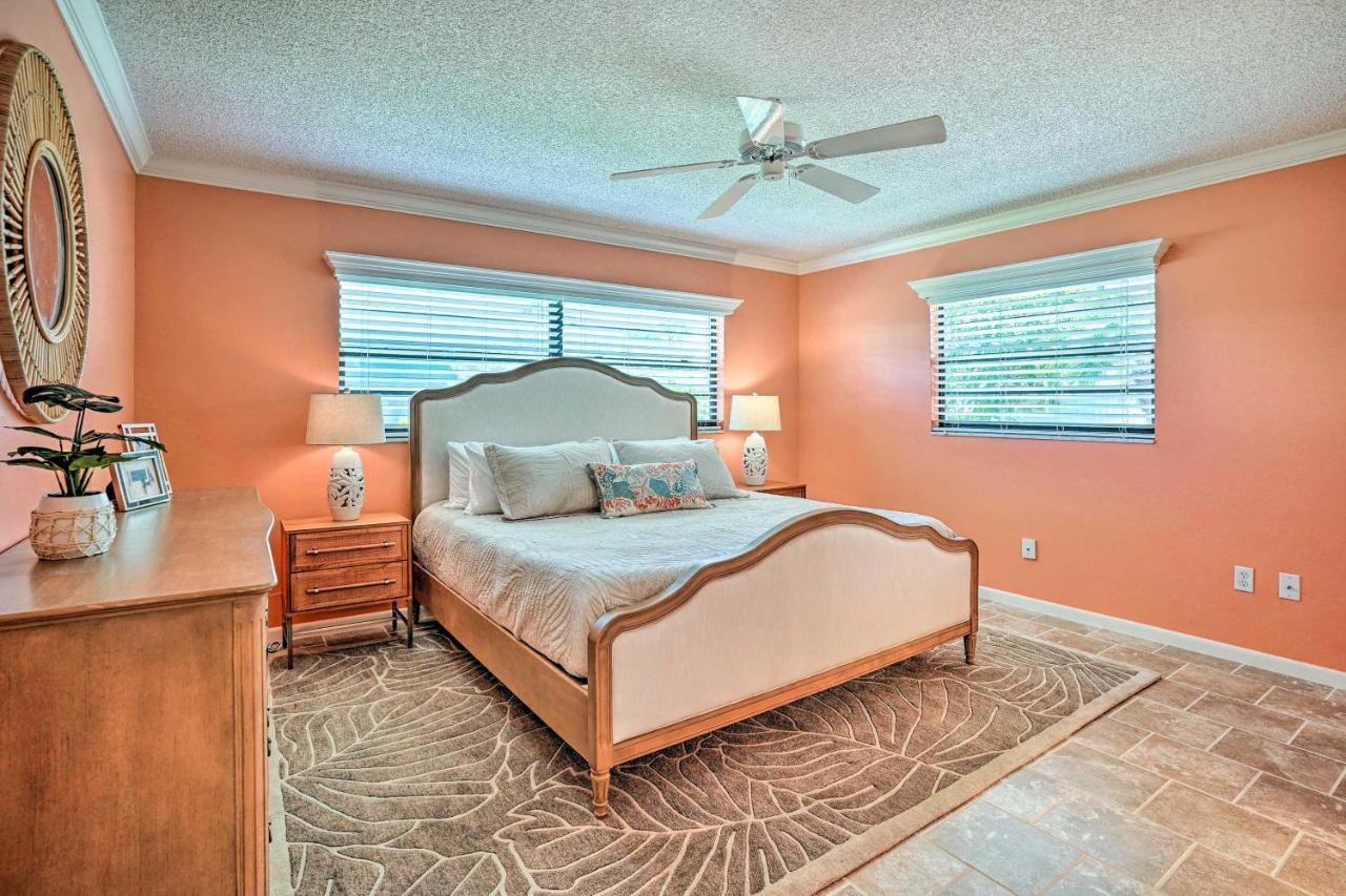 Charming With Patio About 5 Mi To