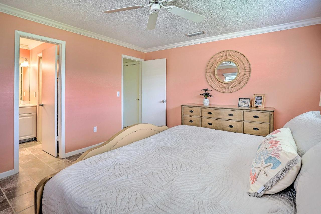 Charming With Patio About 5 Mi To Naples